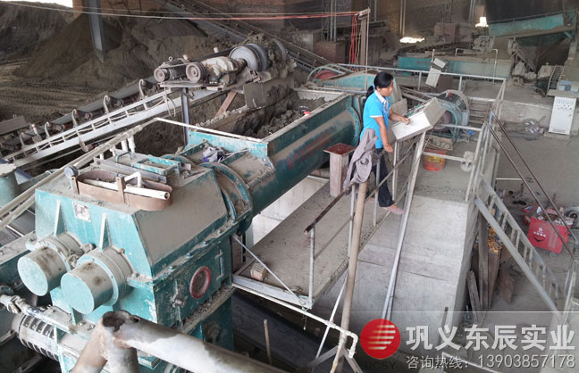 廣西頁巖磚廠現(xiàn)場